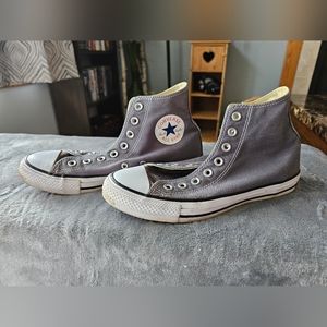 Converse HI Top Chucks